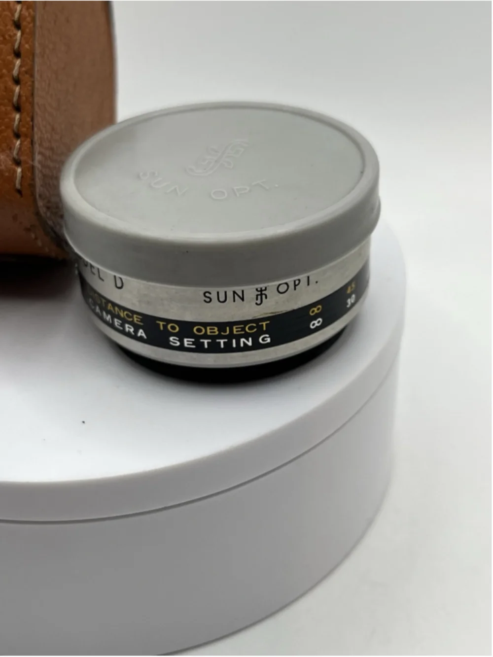 VINTAGE Sun Optical Auxiliary Lens WITH CASE MADE IN JAPAN , WELL TAKEN CARE OF